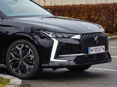 DS 4